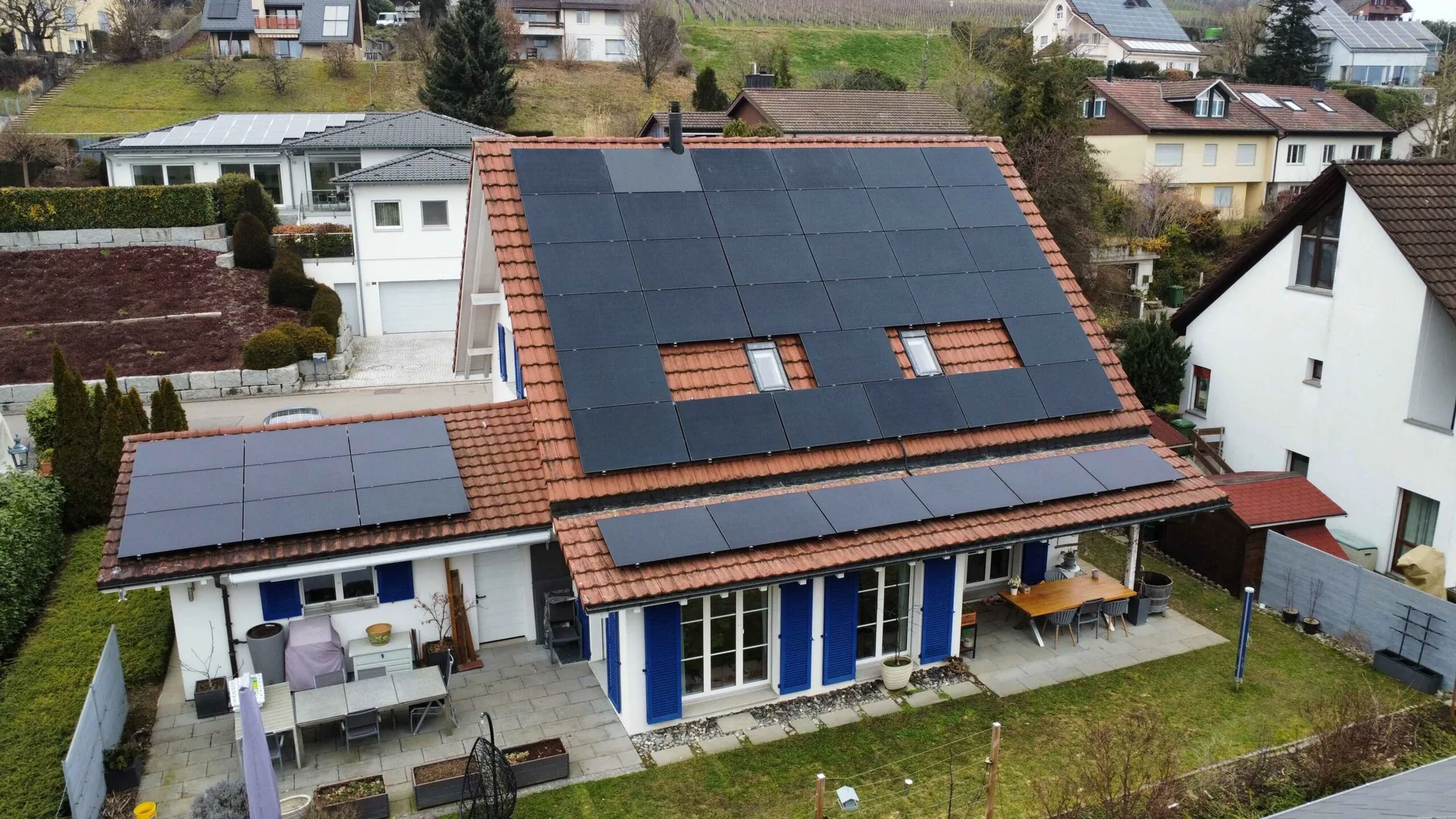 Einfamilienhaus in Rafz ZH mit Solaranlage