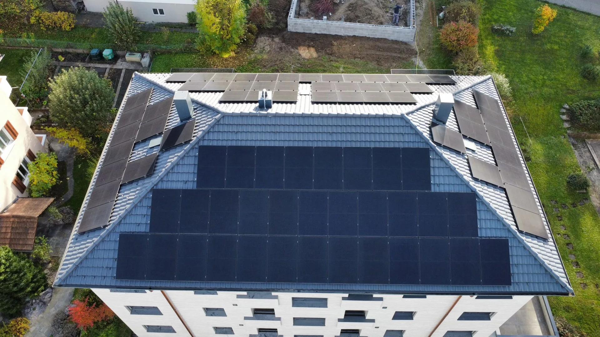 Mehrfamilienhaus in Schlieren ZH mit Solaranlage